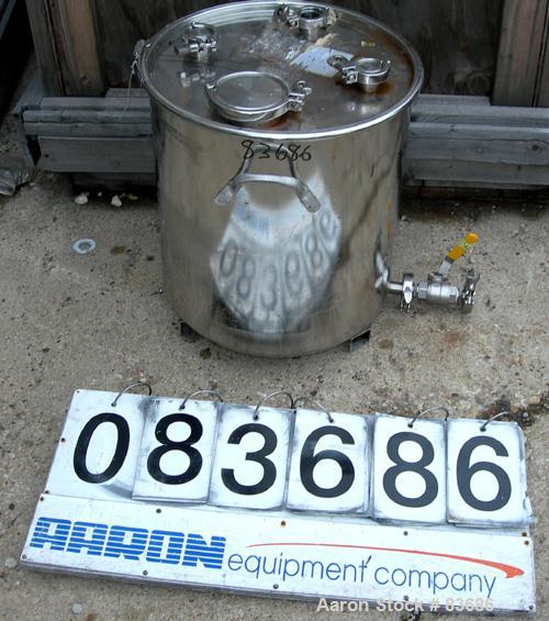 USED: Bolz Tank, 20 gallon, 304 stainless steel, vertical. 17-3/4" diameter x 19" straight side. Open top with clamp-on cover, flat bottom. Cover openings: (3) 1-1/2" tri clamp, 4-1/2" tri clamp, 1" ...
