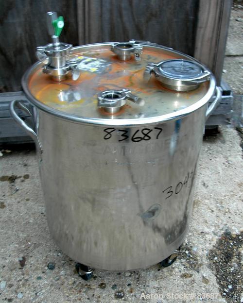 USED: Bolz Tank, 20 gallon, 304 stainless steel, vertical. 17-3/4" diameter x 19" straight side. Open top with clamp-on cover, flat bottom. Cover openings: (3) 1-1/2" tri clamp, 4-1/2" tri clamp, 1" ...