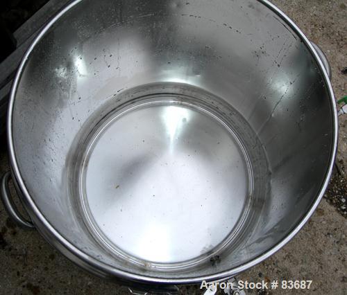 USED: Bolz Tank, 20 gallon, 304 stainless steel, vertical. 17-3/4" diameter x 19" straight side. Open top with clamp-on cover, flat bottom. Cover openings: (3) 1-1/2" tri clamp, 4-1/2" tri clamp, 1" ...