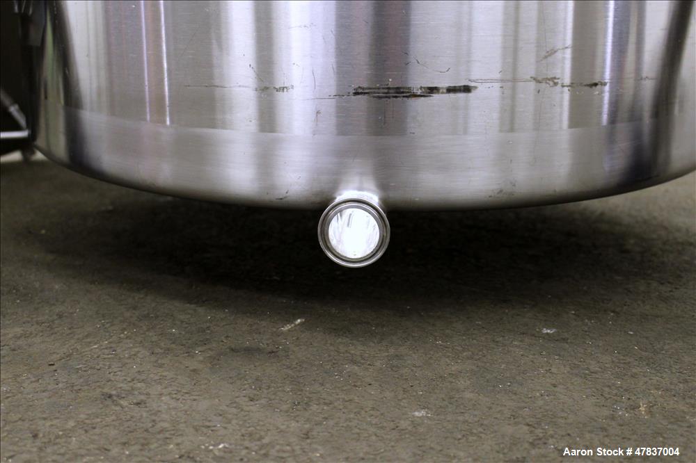 Used Bulling Metal Works Tank, 40 Gallon, 316L Stainless Steel, Vertical. 28" Diameter x 15" straight side, flat clamp on top, sloped bottom. Openings top (4) 1-1/2", (3) 2-1/4". 1-1/2" Off center bo...
