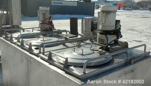 Used Cherry Burrell 3 Compartment Tank, approximately 390 total gallons, 130 gallon each compartment, model UAMS375R, 304 stainless steel, horizontal. Each compartment measures approximately 36" long...