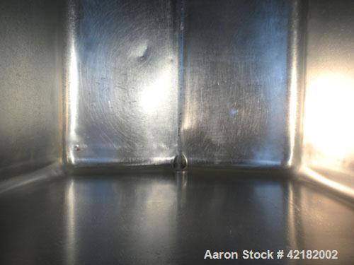 Used Cherry Burrell 3 Compartment Tank, approximately 390 total gallons, 130 gallon each compartment, model UAMS375R, 304 stainless steel, horizontal. Each compartment measures approximately 36" long...