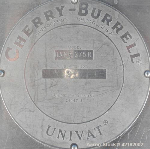 Used Cherry Burrell 3 Compartment Tank, approximately 390 total gallons, 130 gallon each compartment, model UAMS375R, 304 stainless steel, horizontal. Each compartment measures approximately 36" long...