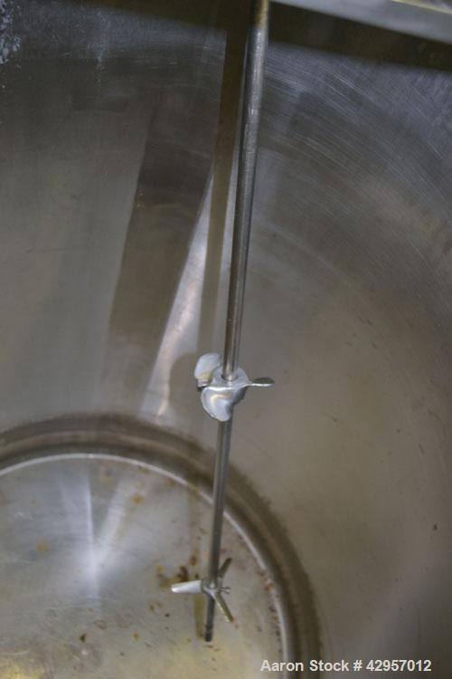 Used Cherry-Burrell Tank, 65 Gallon, 304 Stainless Steel, Vertical. 24’’ Diameter x 34’’ straight side. Open top with a 2 piece cover, sloped bottom. Lightnin clamp on agitator, model XD-30-3PH. ½’’ ...