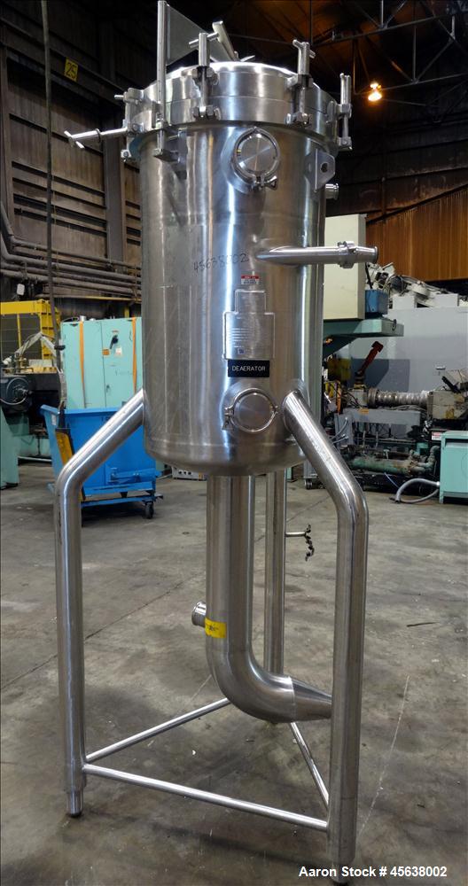 Used Cherry Burrel Deaerator Pressure Tank, 75 Gallon, 316L Stainless Steel, Vertical. 24" Diameter x 40" straight side. Dished clamp top, dished bottom. Internal rated 65 psi at -20 to 350 degrees F...