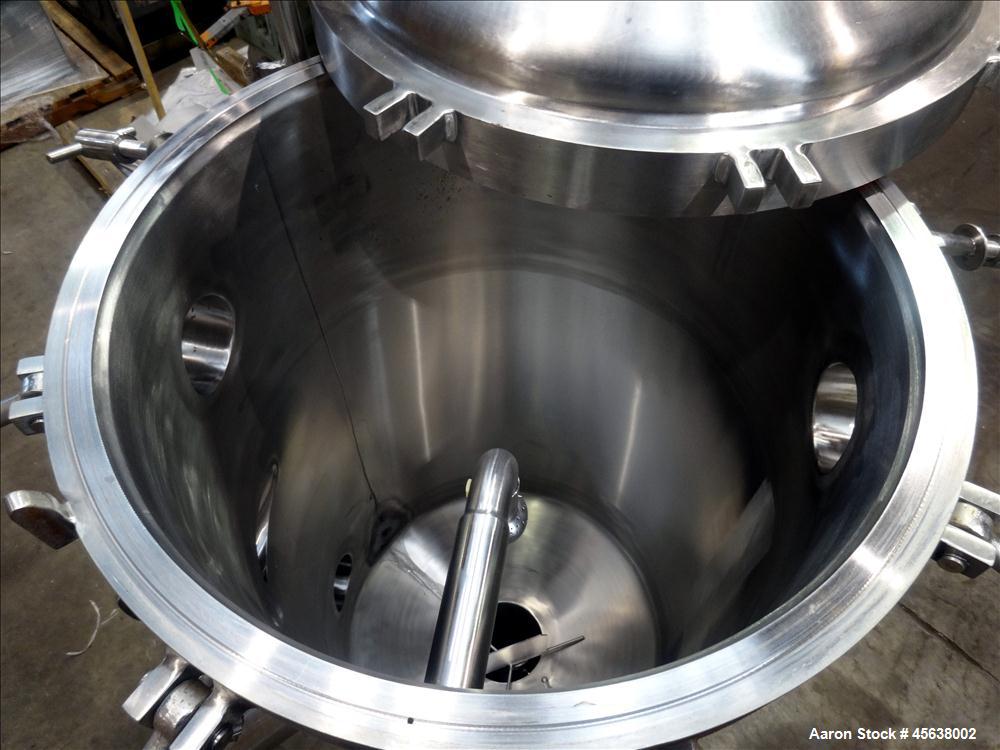 Used Cherry Burrel Deaerator Pressure Tank, 75 Gallon, 316L Stainless Steel, Vertical. 24" Diameter x 40" straight side. Dished clamp top, dished bottom. Internal rated 65 psi at -20 to 350 degrees F...