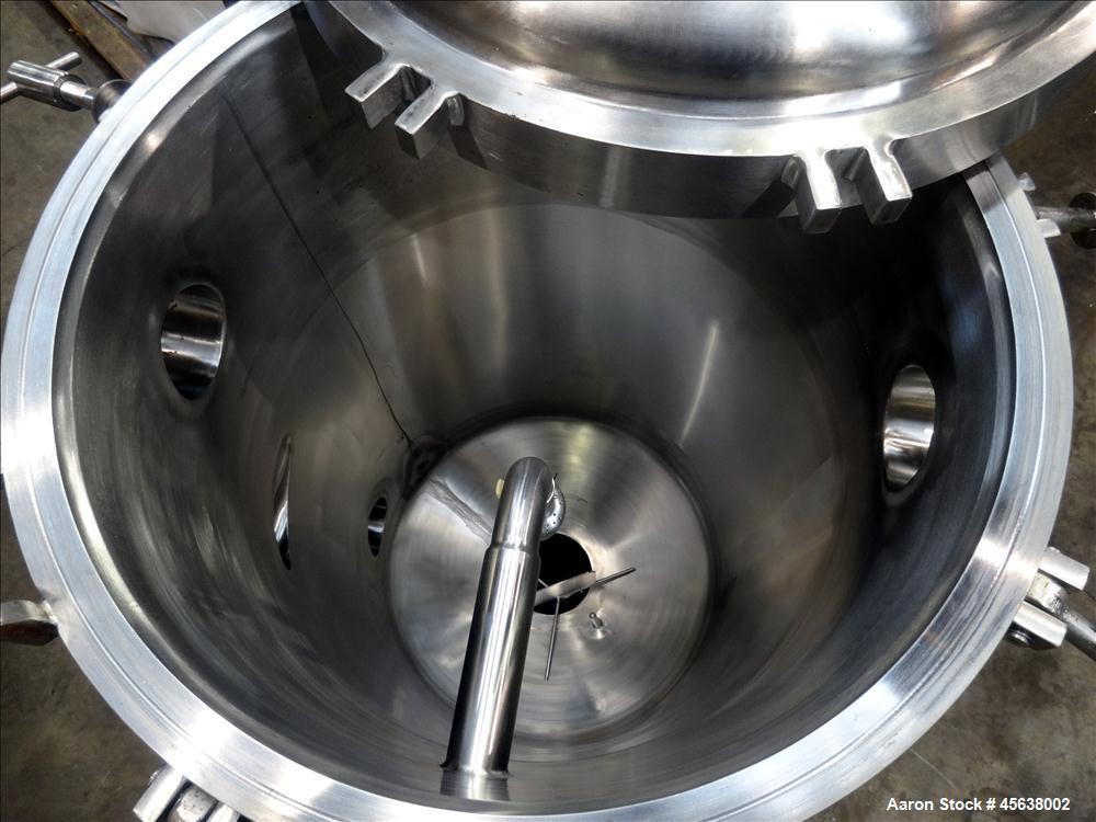 Used Cherry Burrel Deaerator Pressure Tank, 75 Gallon, 316L Stainless Steel, Vertical. 24" Diameter x 40" straight side. Dished clamp top, dished bottom. Internal rated 65 psi at -20 to 350 degrees F...