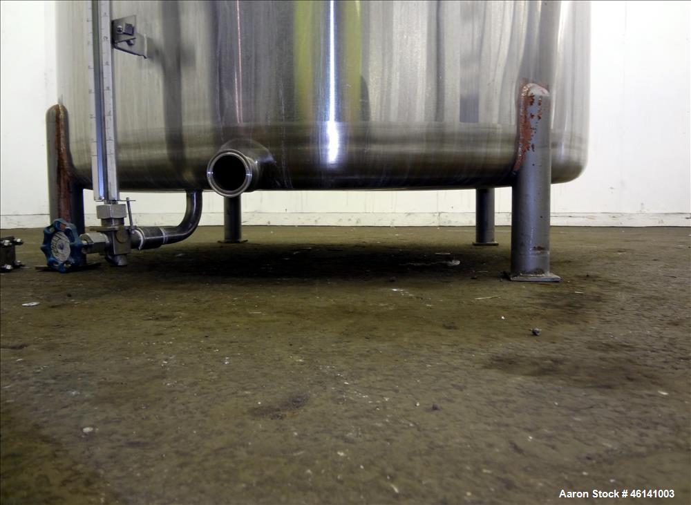 Used Cherry Burrel Tank, Approximately 300 Gallon, 304 Stainless Steel, Vertical. 48" Diameter x 40" straight side. Flat top, sloped bottom. (2) Half hinged top covers. 2" Tri clamp side bottom outle...