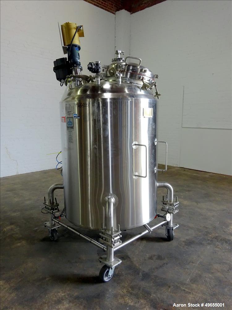 Used Cherry Burrell 700 Liter / 184 gallon Reactor, Stainless Steel.