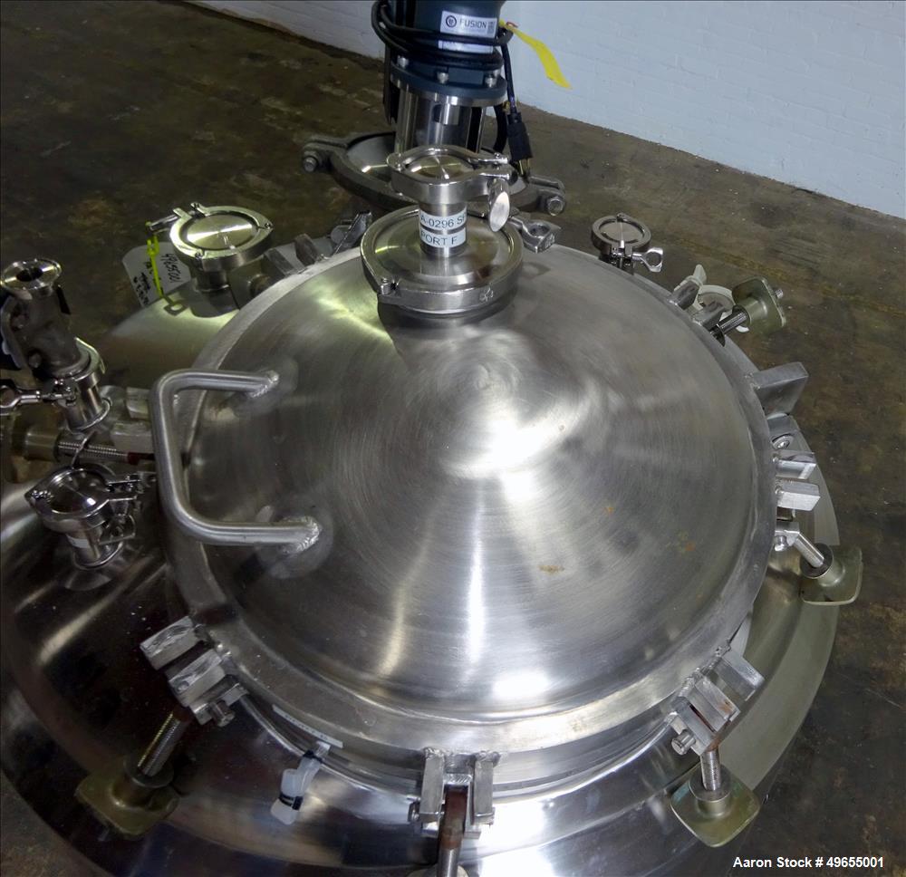 Used Cherry Burrell 700 Liter / 184 gallon Reactor, Stainless Steel.