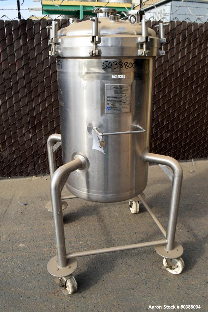 Used-  Cherry-Burrell Pressure Tank, 200 Liter (52 Gallon)