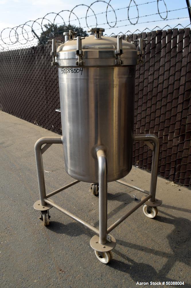 Used-  Cherry-Burrell Pressure Tank, 200 Liter (52 Gallon)