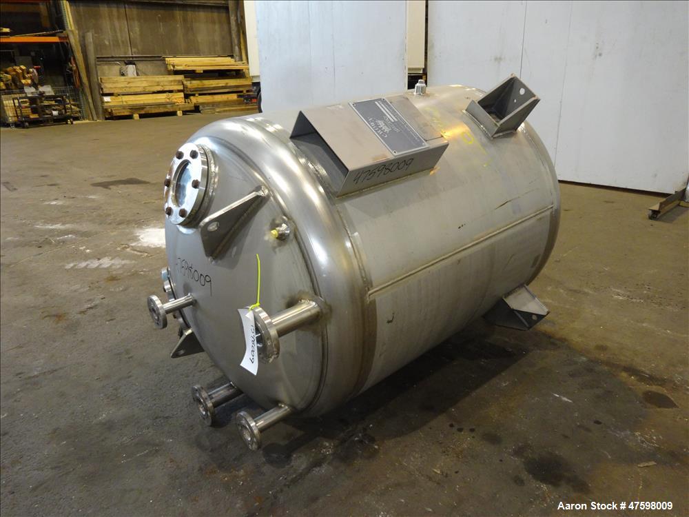 Unused- Crown Iron Works Pressure Tank, 275 Gallon, 304L Stainless Steel, Vertic