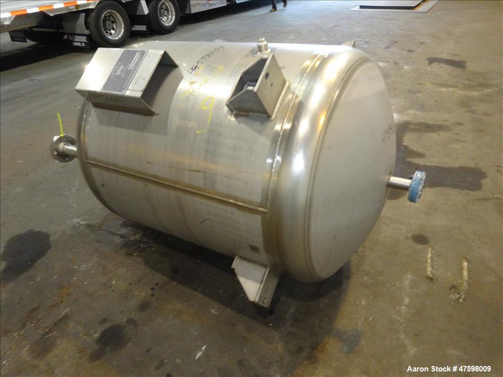 Unused- Crown Iron Works Pressure Tank, 275 Gallon, 304L Stainless Steel, Vertic