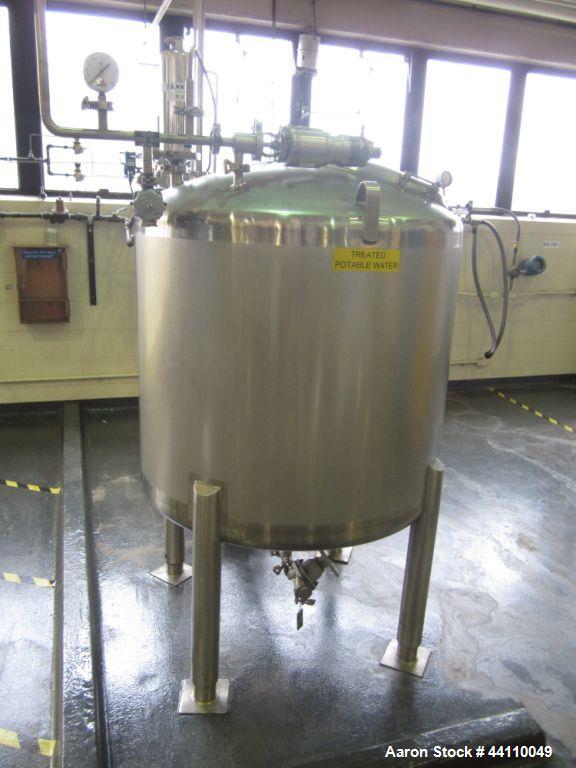 Used DCI tank, 225 gallon s/s atmospheric