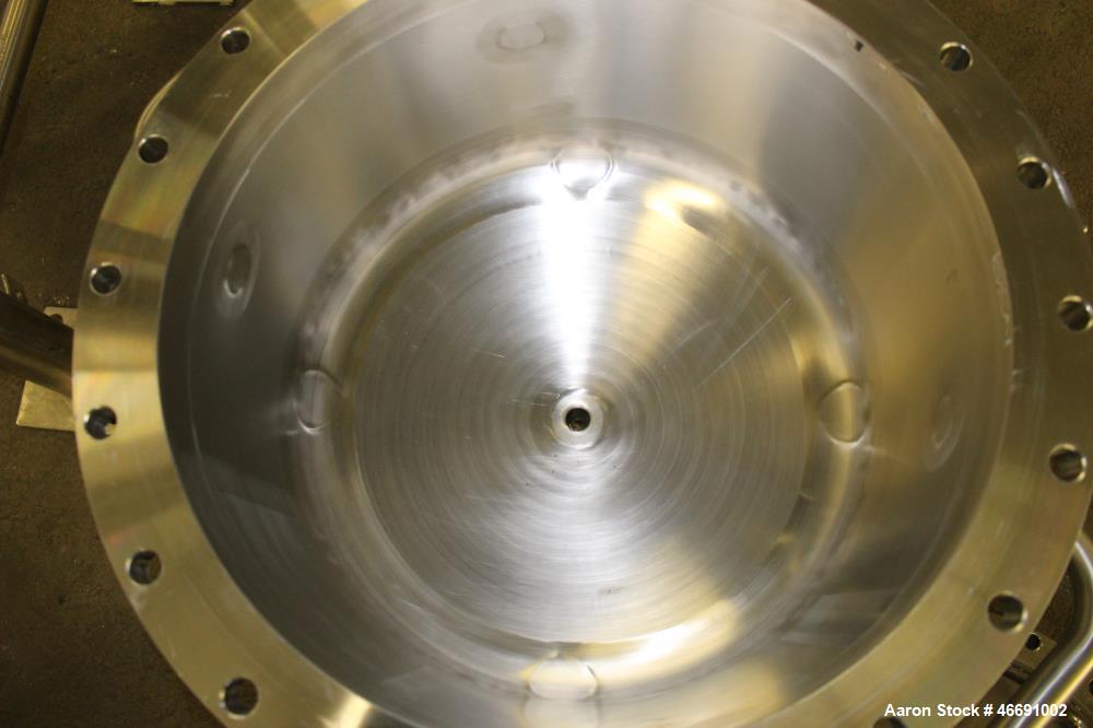 Used DCI Pressure Tank, 60 Liter (15.8 Gallon), 316 Stainless Steel, Vertical.