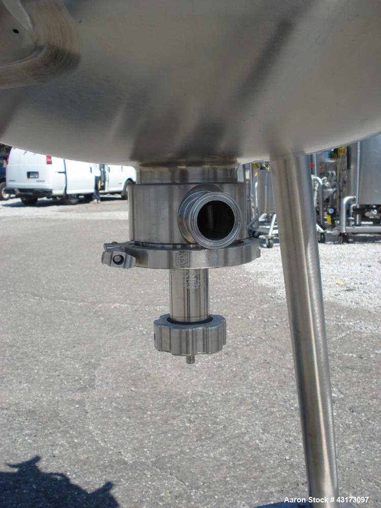 Used 80 Liter DCI receiver, 316L stainless steel construction, 24" diameter x 10" straight side, Rated 50/15 psig @ 350 degrees F internal, removable dished top and dished bottom, 1.5" drain, top has...