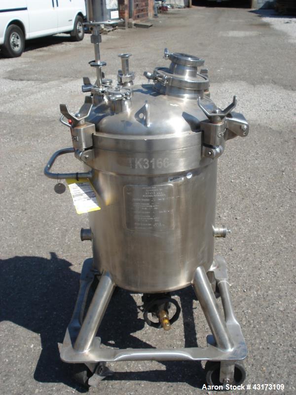 Used 85 Liter Stainless Steel DCI Pressure Tank
