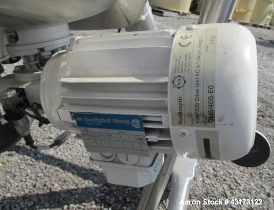 Used DCI receiver,150 liter, 316 stainless steel construction, approximately 18" diameter x 41" straight side, removable dish top, dish bottom, rated 50 psi and full vacuum at 350 f, bottom mounted B...