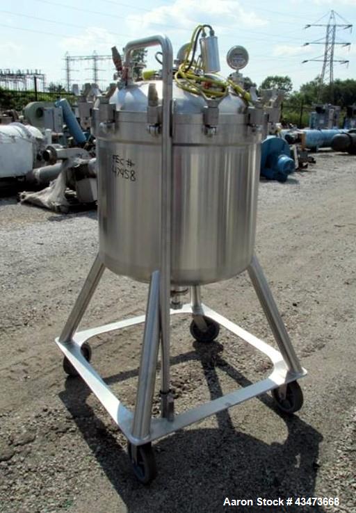 Used DCI Receiver, 300 Liter (79.2 Gallon). 316 Stainless steel construction, approximately 30" diameter x 25" straight side, removable dish top, dish bottom. Internal rated 50psi & Full Vacuum at 25...
