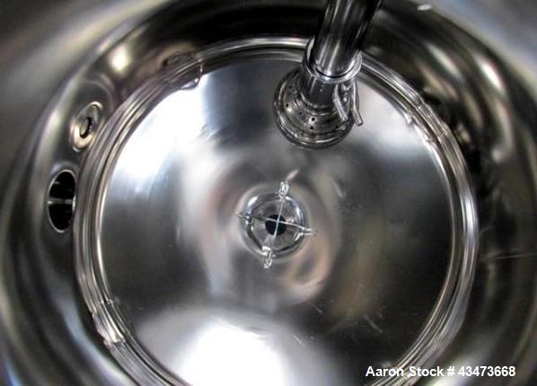 Used DCI Receiver, 300 Liter (79.2 Gallon). 316 Stainless steel construction, approximately 30" diameter x 25" straight side, removable dish top, dish bottom. Internal rated 50psi & Full Vacuum at 25...