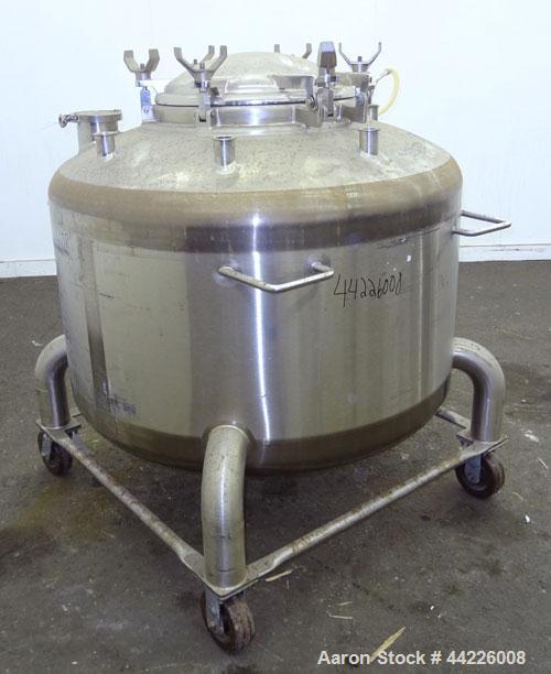 Used DCI Pressure Tank, 158.5 Gallon (600 Liter), 316 Stainless Steel, Vertical. 41-3/4" Diameter x 21" straight side, dished top and bottom. Internal rated 25 psi & Full Vacuum at 256 degrees F. Ope...