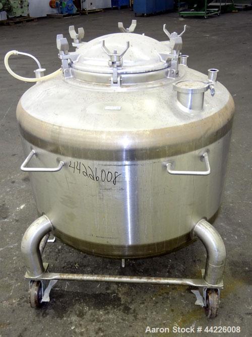 Used DCI Pressure Tank, 158.5 Gallon (600 Liter), 316 Stainless Steel, Vertical. 41-3/4" Diameter x 21" straight side, dished top and bottom. Internal rated 25 psi & Full Vacuum at 256 degrees F. Ope...