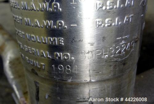 Used DCI Pressure Tank, 158.5 Gallon (600 Liter), 316 Stainless Steel, Vertical. 41-3/4" Diameter x 21" straight side, dished top and bottom. Internal rated 25 psi & Full Vacuum at 256 degrees F. Ope...