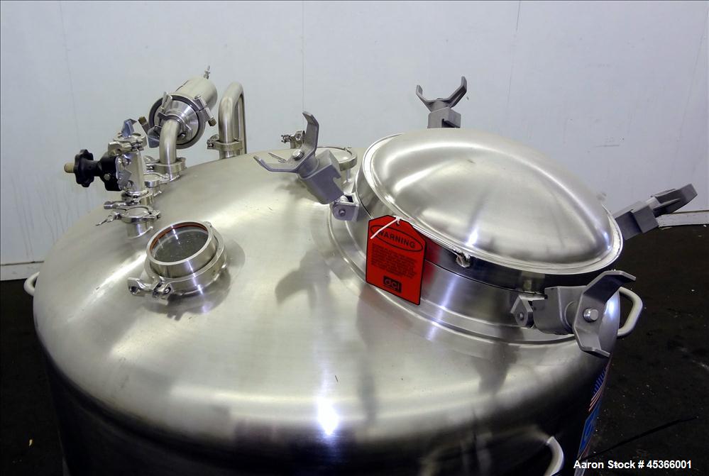 Used 400 Liter Stainless Steel DCI Pressure Tank,