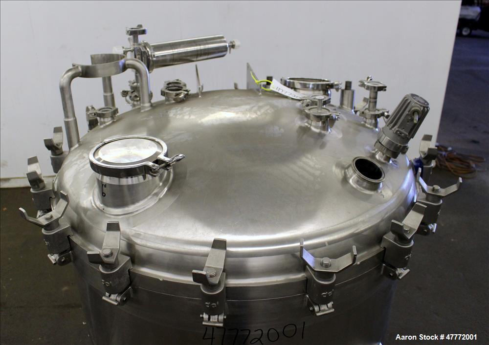 Used DCI Pressure Tank, 600 Liter (158.5 Gallon), 316L Stainless Steel, Vertica