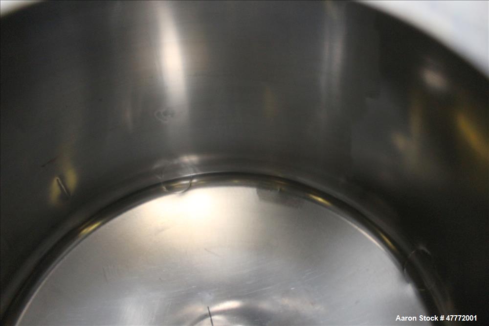 Used DCI Pressure Tank, 600 Liter (158.5 Gallon), 316L Stainless Steel, Vertica