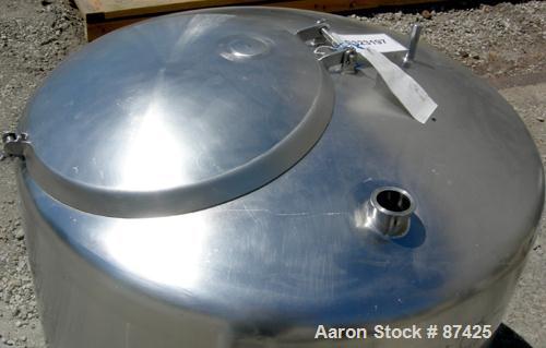 USED: DCI tank, 100 gallon, 316 stainless steel, vertical. 38" diameter x 20" straight side, dish top, inverted dished slope...