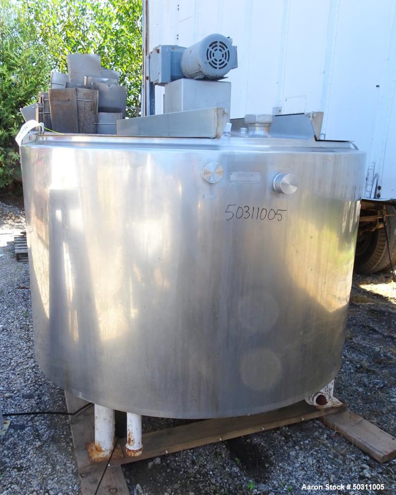Used Damrow Brothers Pasteurizer Tank, Model 400-GA, Approximately 400 Gallon.