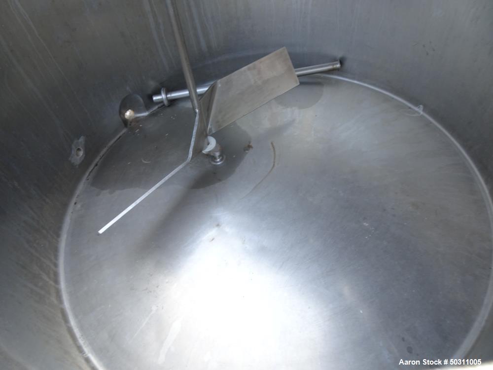 Used Damrow Brothers Pasteurizer Tank, Model 400-GA, Approximately 400 Gallon.