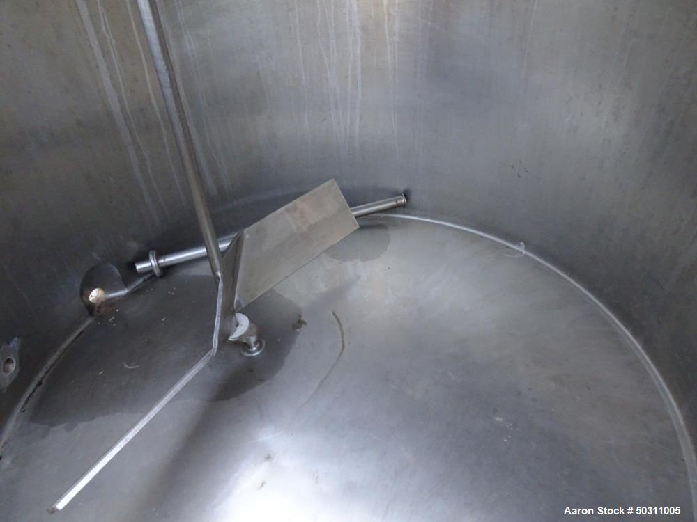 Used Damrow Brothers Pasteurizer Tank, Model 400-GA, Approximately 400 Gallon.