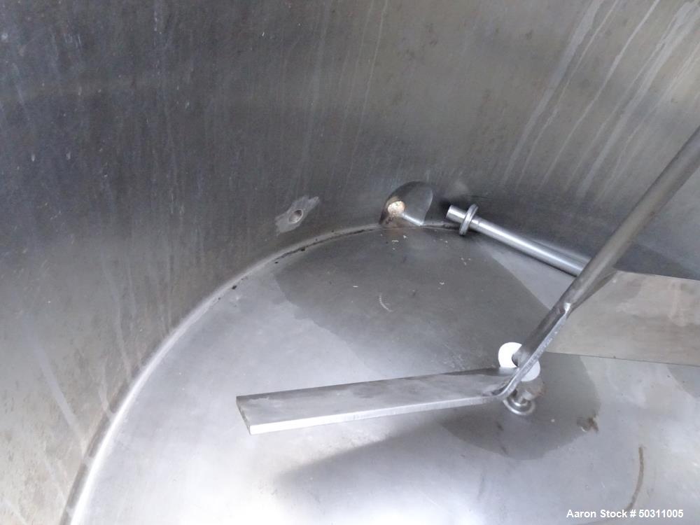 Used Damrow Brothers Pasteurizer Tank, Model 400-GA, Approximately 400 Gallon.