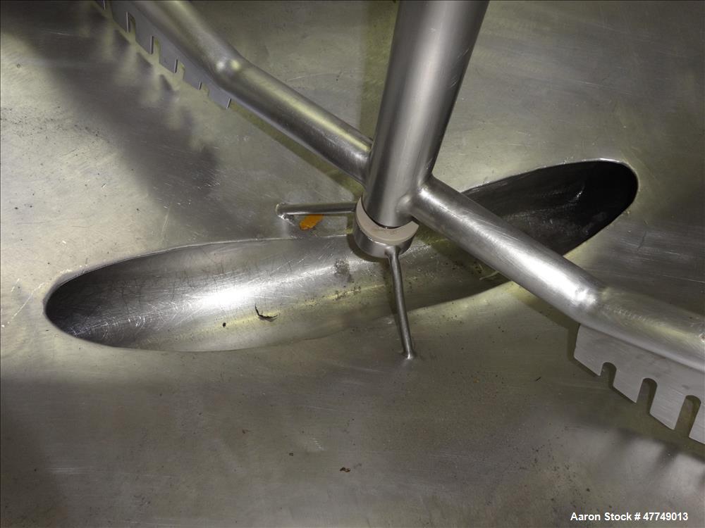 Used Damrow Surge Tank, Approximate 80 Gallon, 316 Stainless Steel, Vertical.