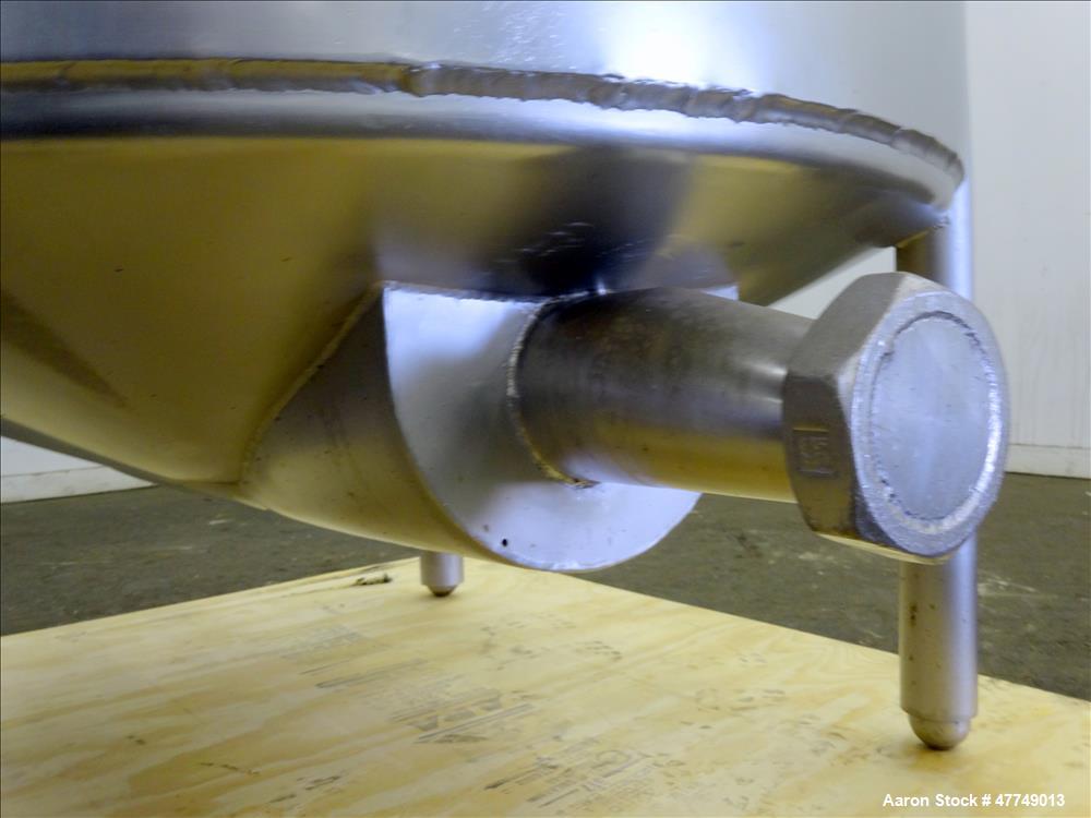 Used Damrow Surge Tank, Approximate 80 Gallon, 316 Stainless Steel, Vertical.
