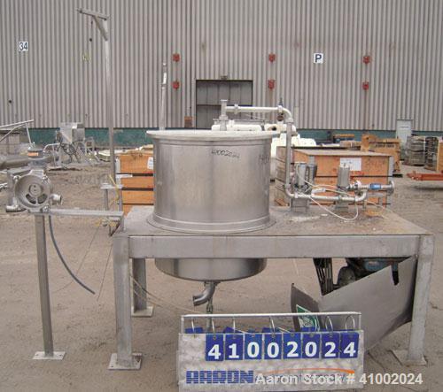 Used Stainless Products Pre-Mix Tank, 120 gallon, 316 stainless steel, vertical. 32" diameter x 36" straight side. Open top with a 2 piece cover, coned bottom. Bottom agitator with (3) squirrel cage ...