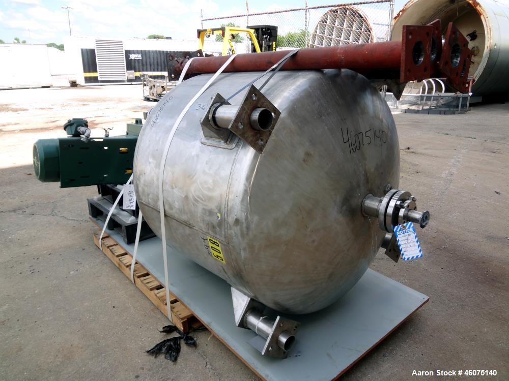 Used Eastern Manufacturing Pressure Tank, 275 Gallon, 316L Stainless Steel, Vertical. Approximate 48" diameter x 32" straight side, dished top & bottom. Internal rated 80 psi/Full Vacuum at -20 to 20...