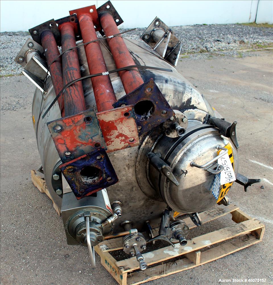 Used Eastern Manufacturing Pressure Tank, 150 Gallon, 316L Stainless Steel, Vertical. Approximate 40" diameter x 24" straight side, dished top & bottom. Internal rated 80 psi/Full Vacuum at -20 to 20...