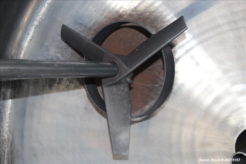Used Eastern Manufacturing Pressure Tank, 150 Gallon, 316L Stainless Steel, Vertical. Approximate 40" diameter x 24" straight side, dished top & bottom. Internal rated 80 psi/Full Vacuum at -20 to 20...