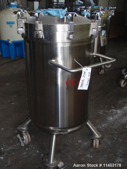 Used-Feldmeier 70 Gallon Receiver. Stainless steel construction, 24" diameter x 33" straight side, removable dish top, dish ...