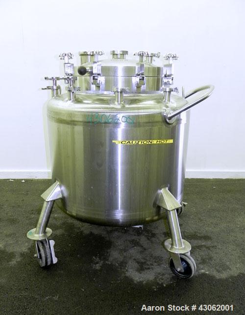 Used Feldmeier Pressure Tank, 350 Liter (92.48 Gallons), 316L Stainless Steel, Vertical. 36 Diameter x 20 straight side, dished top and bottom. Internal rated 30 psi at -20 to 350 degrees F. Openings...
