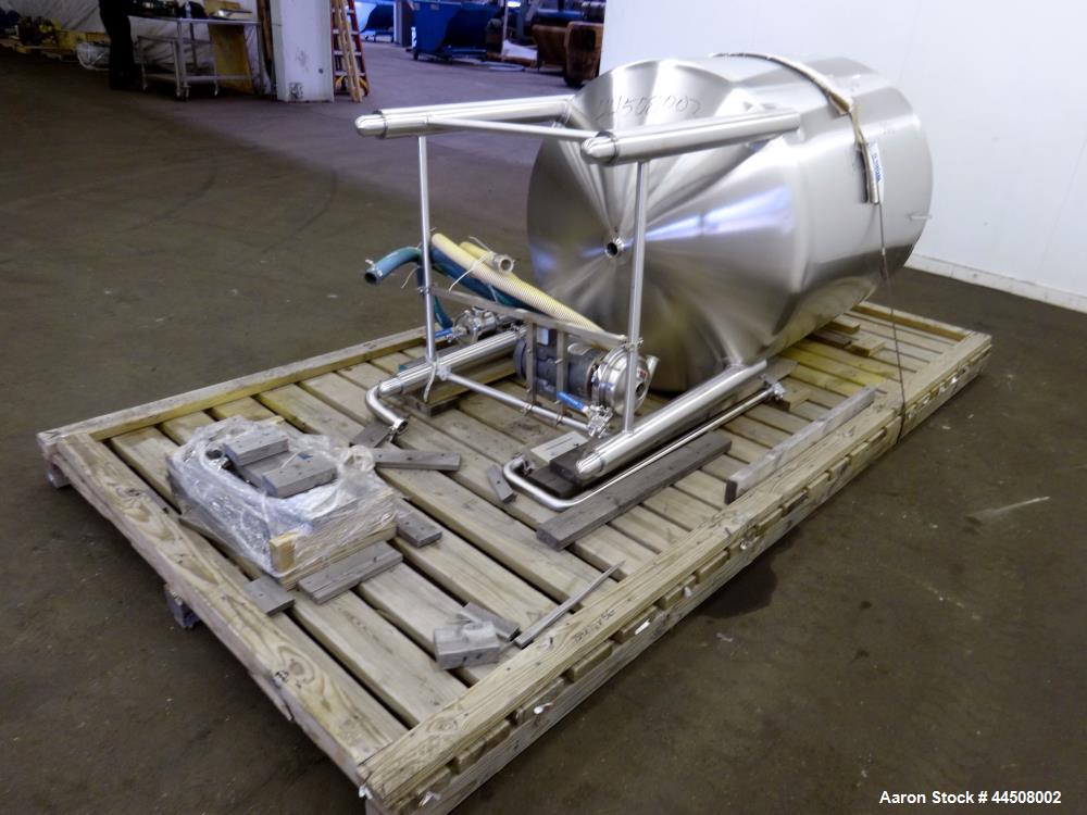 Used 400 Gallon Stainless Steel Feldmeier Tank, Model 132RS133