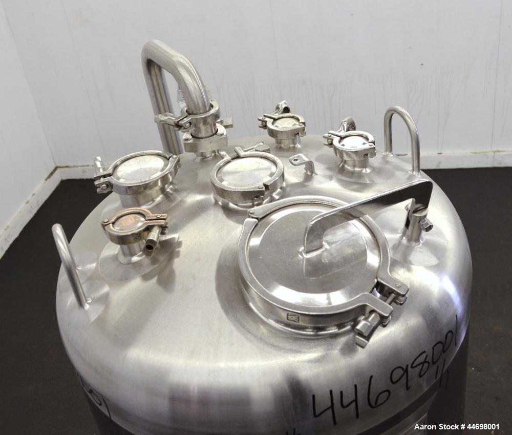 Used 200 Gallon Stainless Steel Feldmeier Pressure Tank