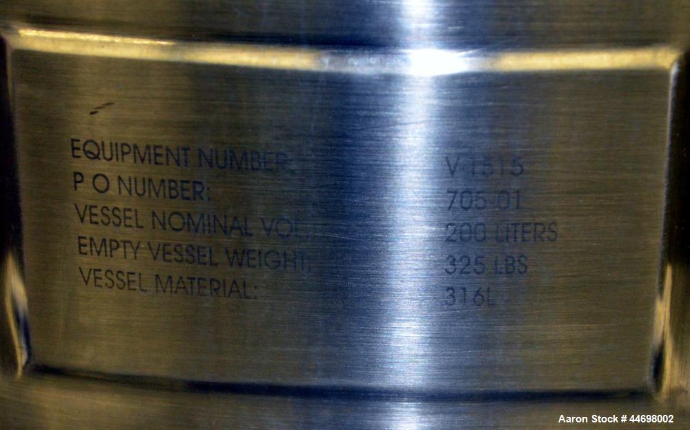 Used Feldmeier Pressure Tank, 200 liter (52.8 gallon), 316 L stainless steel, vertical. Approximately 24" diameter x 30" straight side, dished top and bottom.  Internal rated 50 psi/full vacuum at -2...