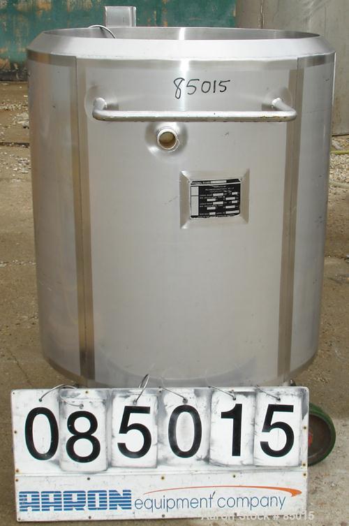 Used Feldmeier Kettle, 125 Gallon, 316 Stainless Steel. 31-1/2" diameter x 35" straight side. Flat top with bifold cover, 2" slope bottom with a 1" National Pipe Thread side bottom outlet. Jacket rat...