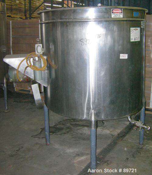 USED: Filpaco tank, 425 gallon, 304 stainless steel, vertical. 52" diameter x 47" straight side, open top with a 2 piece cover, sloped bottom. 1-1/2" off center bottom outlet. Side bottom 3 blade agi...
