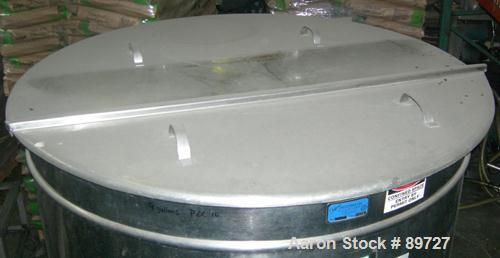 USED: Filpaco tank, 425 gallon, 304 stainless steel, vertical. 52" diameter x 47" straight side, open top with a 2 piece cover, sloped bottom. 1-1/2" off center bottom outlet. Side bottom 3 blade agi...